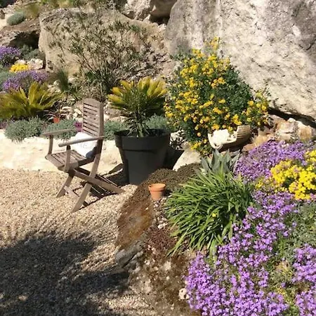 Апартаменты Logement Entier Au Bord De La Charente
